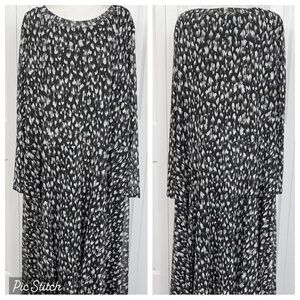 Arna York Collection Black Print Mesh Long Sleeve Handkerchief Dress 30/32